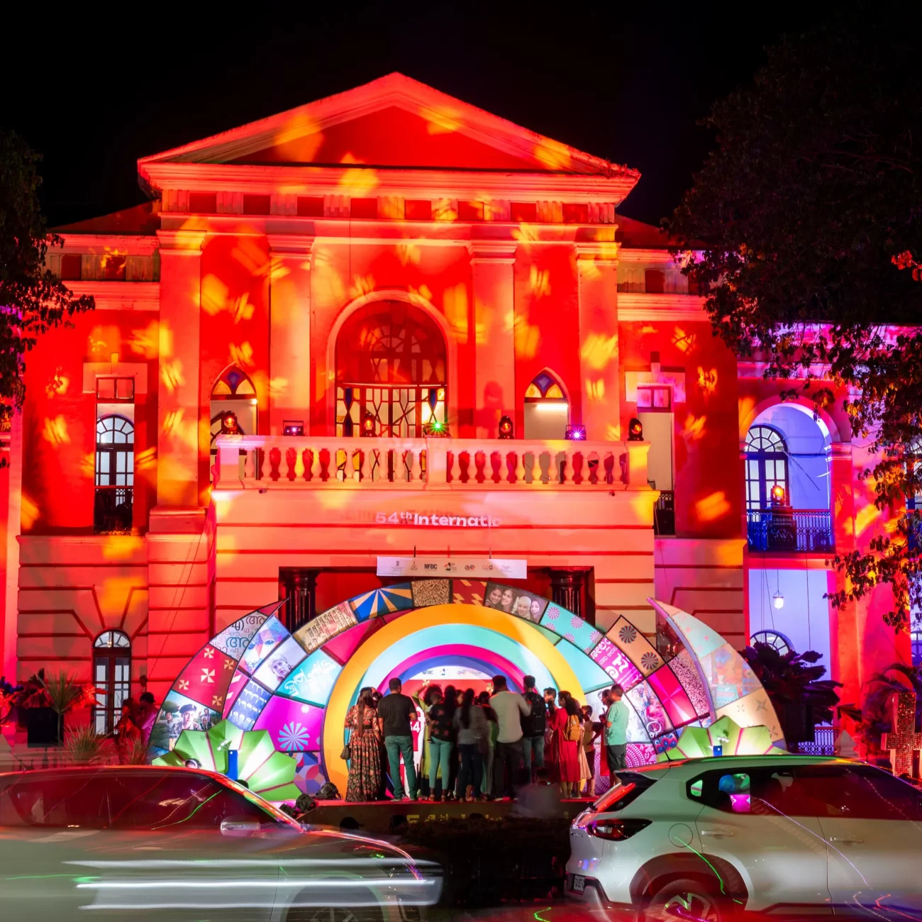 Spettacolo con led e luci per evento aziendale