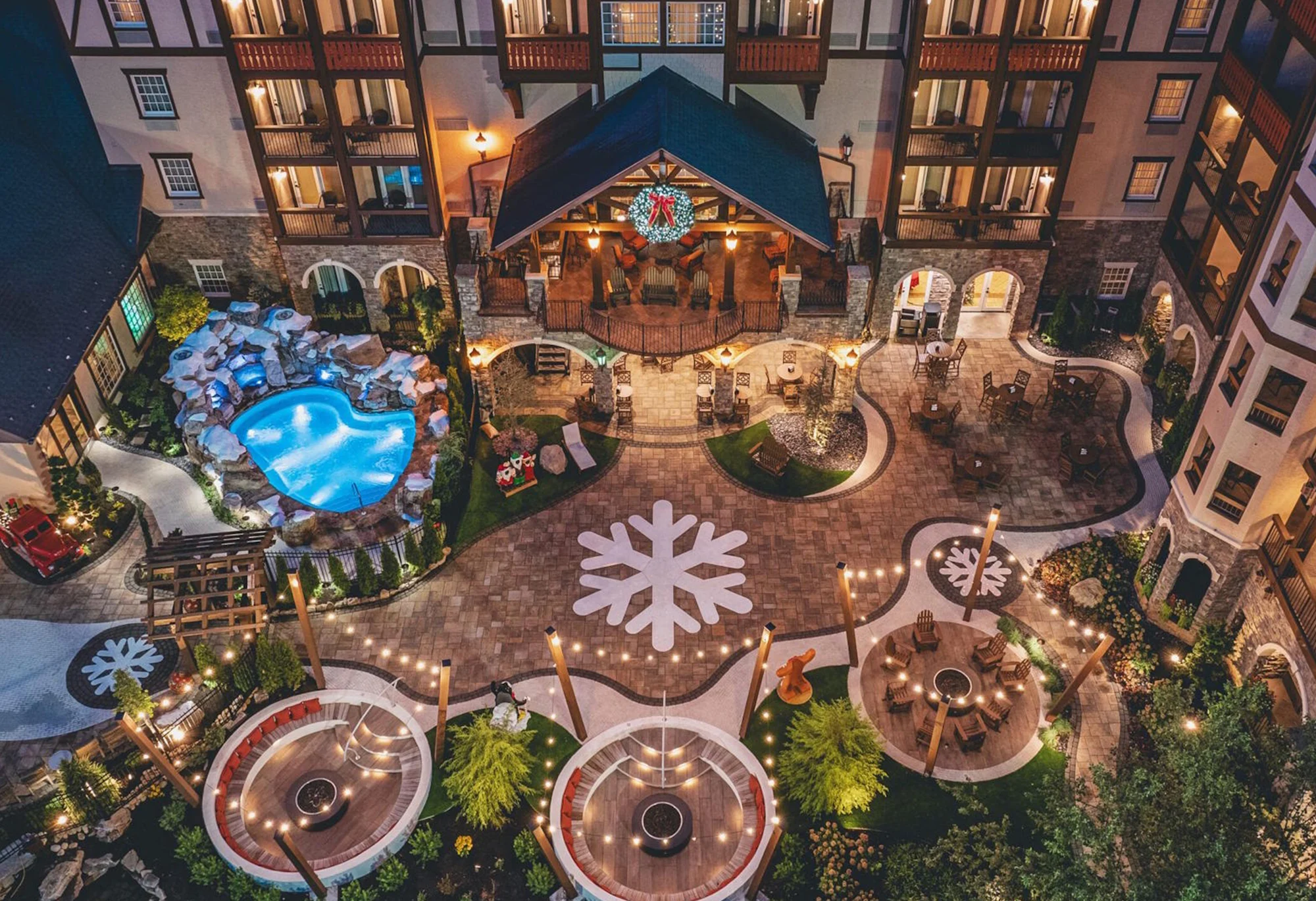 innatchristmasplace02